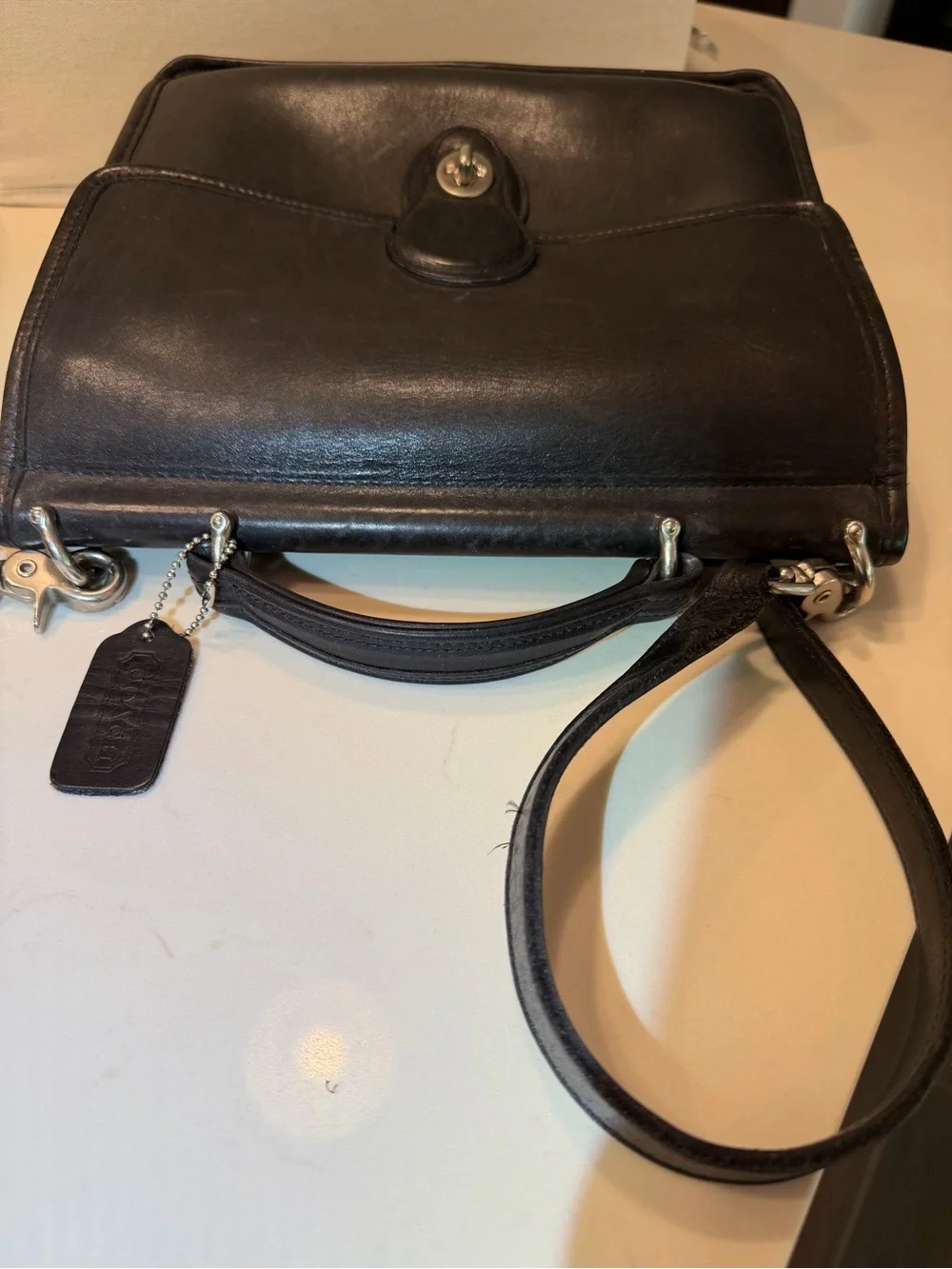 Vintage Coach Black Leather Willis Bag with Turn-Lock